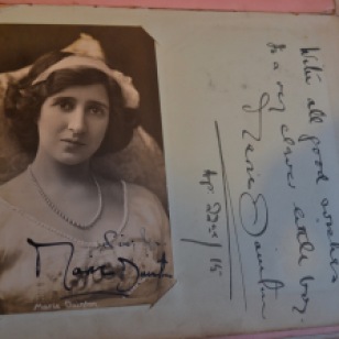 Signed photo of Marie Lloyd. (c) Emma King.